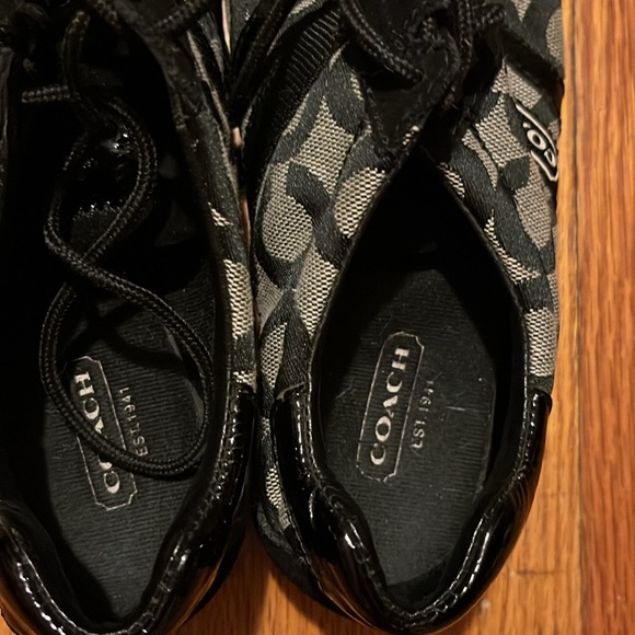 Black and gray coach sneakers size 6 1/2 - Picture 3 of 3